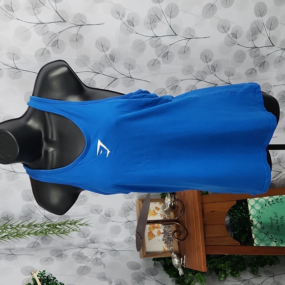 Gymshark Racerback Tank - Picture 4 of 8